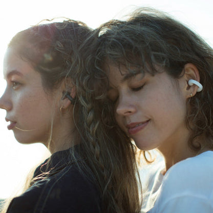 Ambie™ | Wireless Sound Earcuff + FREE SUPREME CASE